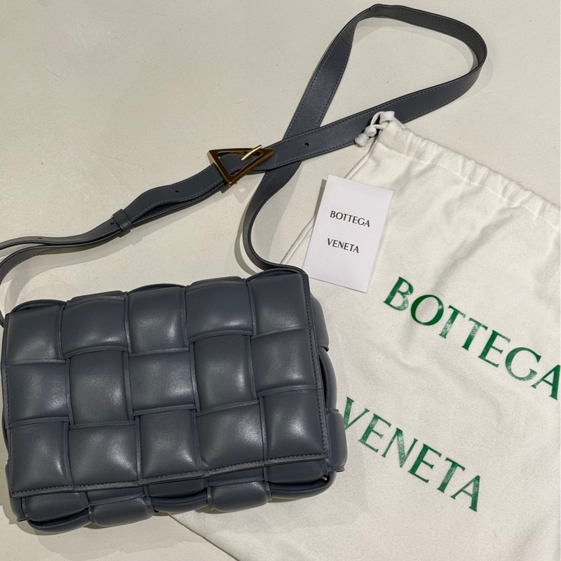 Bottega Veneta Padded Cassette Bag 灰色 下修價格$39000-4