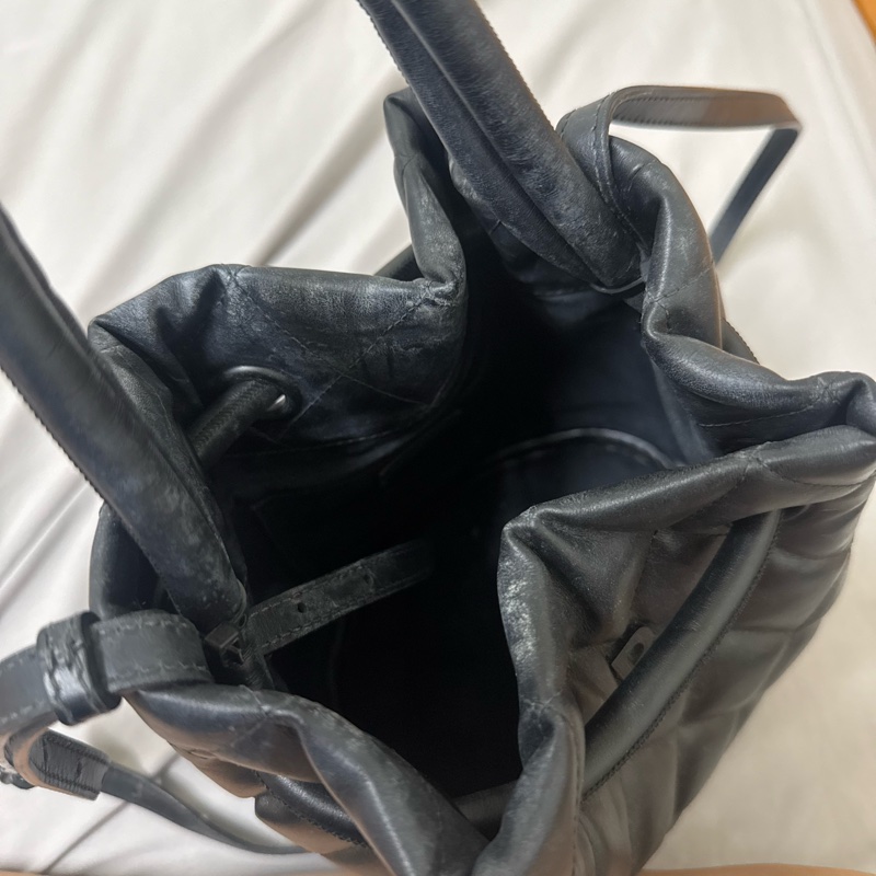 BalenciagaBTouch黑字菱格紋牛皮手提包斜背包水桶包-10