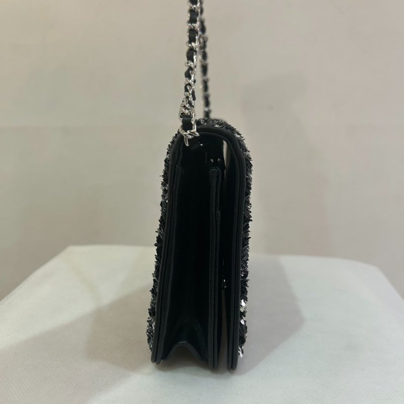 CHANEL黑銀亮片雙C銀釦WOC-1