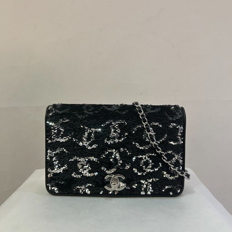 CHANEL黑銀亮片雙C銀釦WOC-3