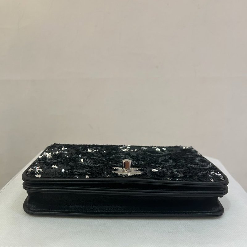 CHANEL黑銀亮片雙C銀釦WOC-6