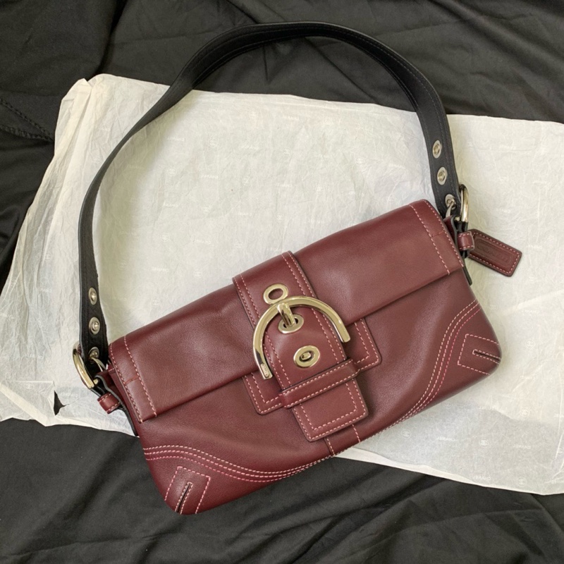 【近新閒置❤️】 coach 酒紅色法棍腋下包 單肩包-0
