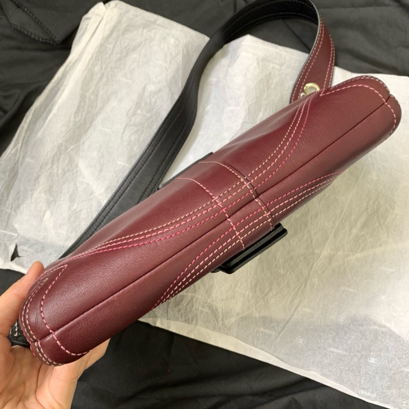 【近新閒置❤️】 coach 酒紅色法棍腋下包 單肩包-2