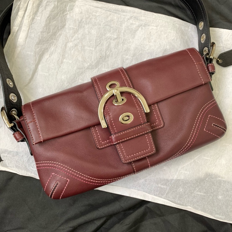 【近新閒置❤️】 coach 酒紅色法棍腋下包 單肩包-6