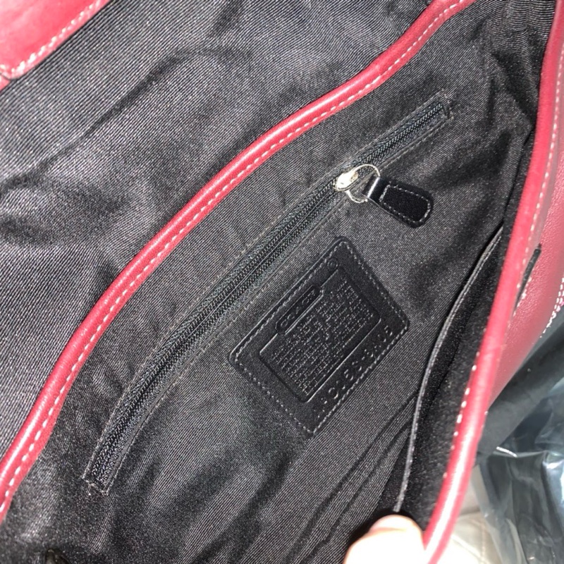 【近新閒置❤️】 coach 酒紅色法棍腋下包 單肩包-8