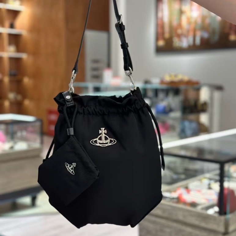 Vivienne Westwood 西太后 土星 🪐 尼龍 單肩包-1