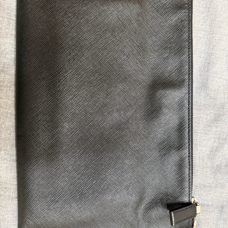 PRADA 機器人手拿包-5