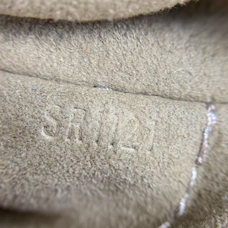 二手 lv 黑三彩 judy 手提包，手柄底部邊角都有變色發黑磨損，五金有划痕-6