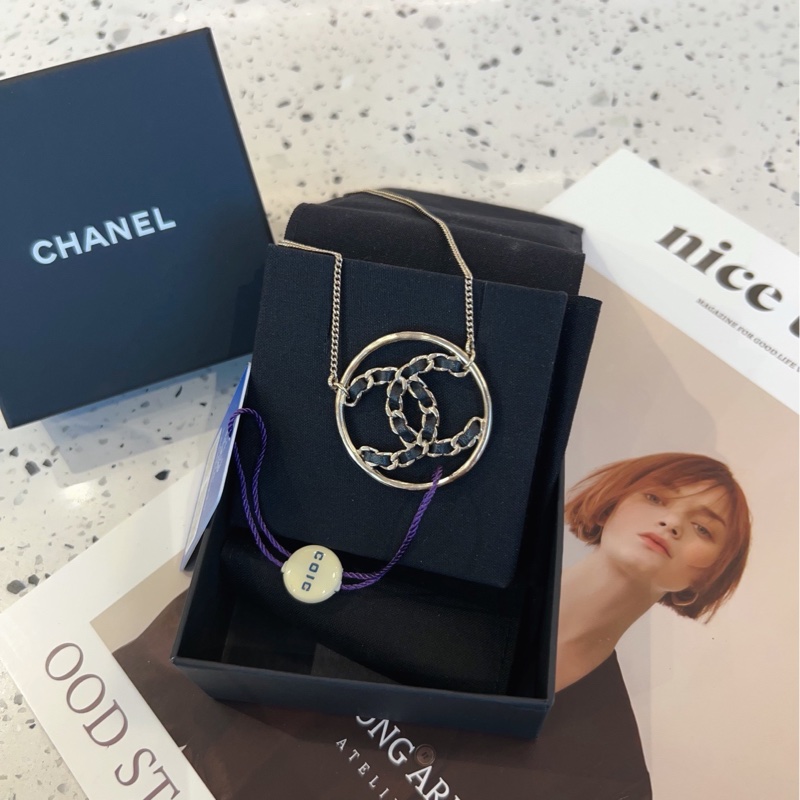 【閒置🆕】Chanel黑金皮穿鏈條雙C圓環 鏤空圓餅項鍊 鎖骨鏈-2