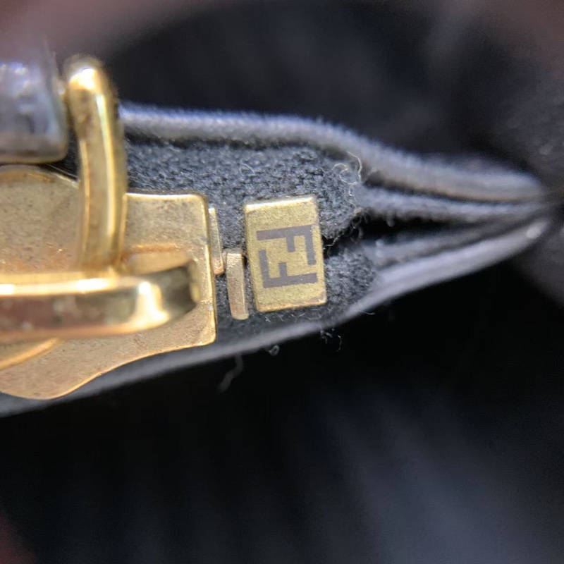 二手 Fendi 芬迪 2 Jours  十字紋 中號 手提包黑色-13