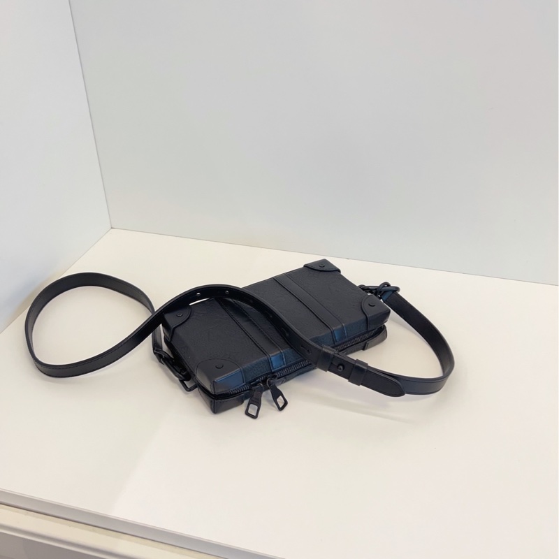 【98新🆕】LV soft trunk 黑武士全皮印花黑盒子 斜挎包 單肩包-4