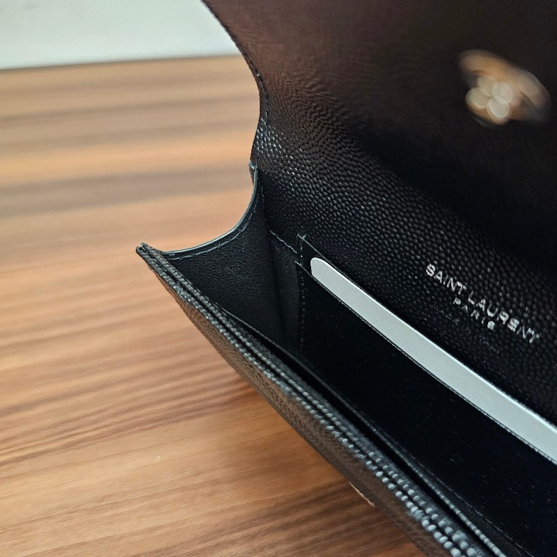 [品項極新🥰] YSL黑荔枝皮銀釦信封零錢卡包-13