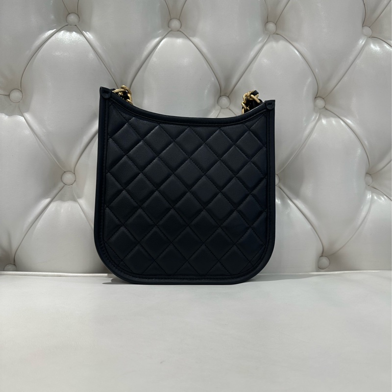 CHANEL 黑金大雙C LOGO皮穿鍊HOBO 晶片款-2