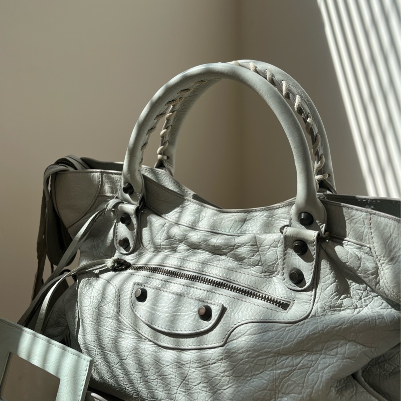 🏷️ Balenciaga 寶寶藍機車包-8