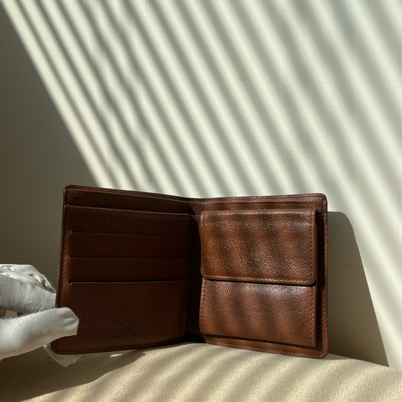 🏷️ Louis Vuitton 短夾-17
