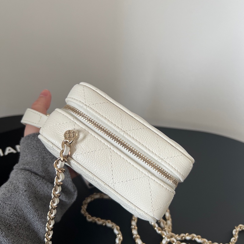 🔥全新帶膜 專櫃15萬 實用性高 白金魚子醬相機包 晶片款-5