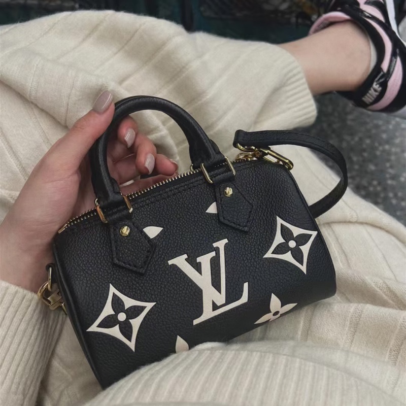 LV speedy nano 黑白牛皮手提斜背包 晶片款-0