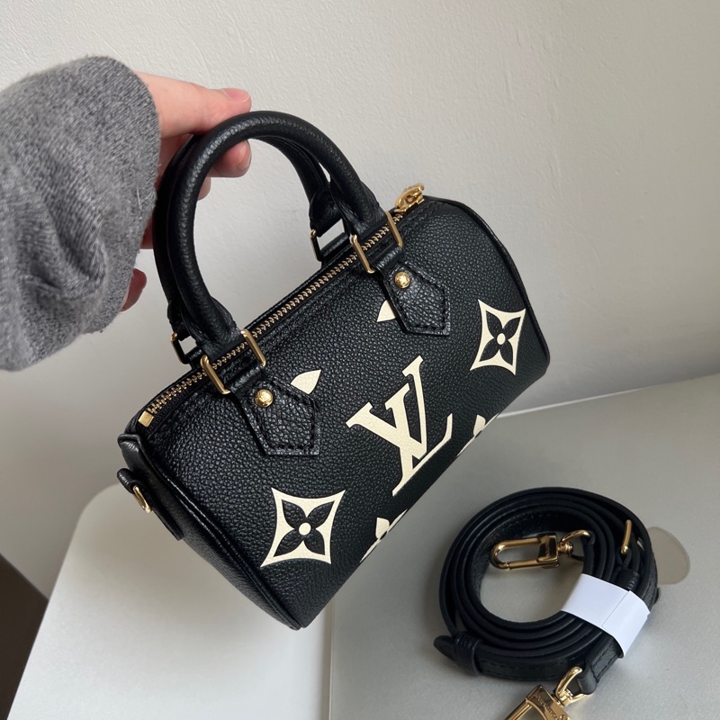 LV speedy nano 黑白牛皮手提斜背包 晶片款-6