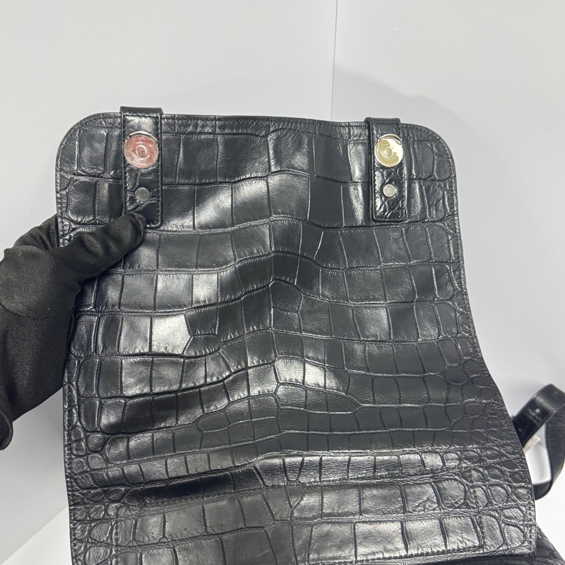 （超級新✨） YSL 聖羅蘭 鱷魚紋後背包🎒 專櫃12萬！-14