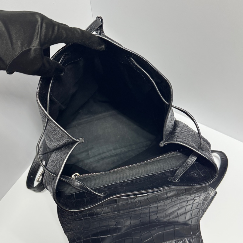 （超級新✨） YSL 聖羅蘭 鱷魚紋後背包🎒 專櫃12萬！-15