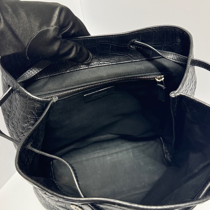 （超級新✨） YSL 聖羅蘭 鱷魚紋後背包🎒 專櫃12萬！-16