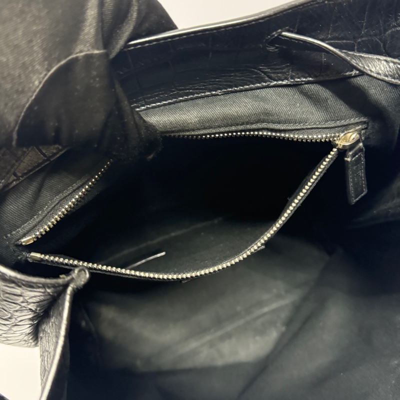 （超級新✨） YSL 聖羅蘭 鱷魚紋後背包🎒 專櫃12萬！-17