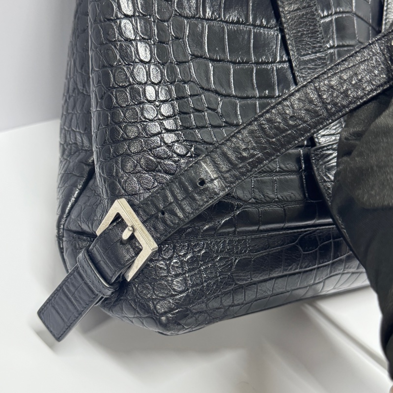 （超級新✨） YSL 聖羅蘭 鱷魚紋後背包🎒 專櫃12萬！-19