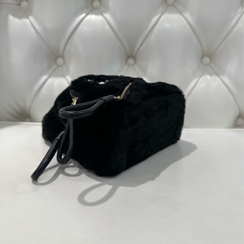 RV水鑽釦毛毛MINI小包 黑色-3