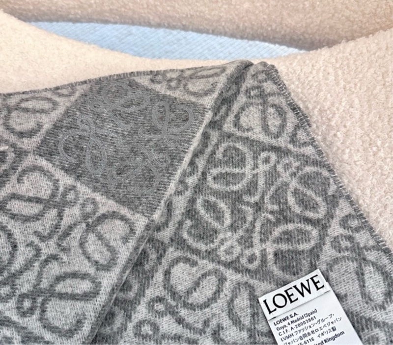 【全🆕】 LOEWE Anagram scarf 羊絨羊毛圍巾 淺灰色-3