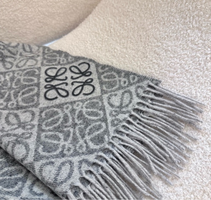 【全🆕】 LOEWE Anagram scarf 羊絨羊毛圍巾 淺灰色-4