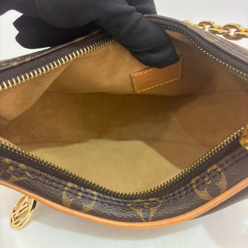 LV老花Loop二用包-6