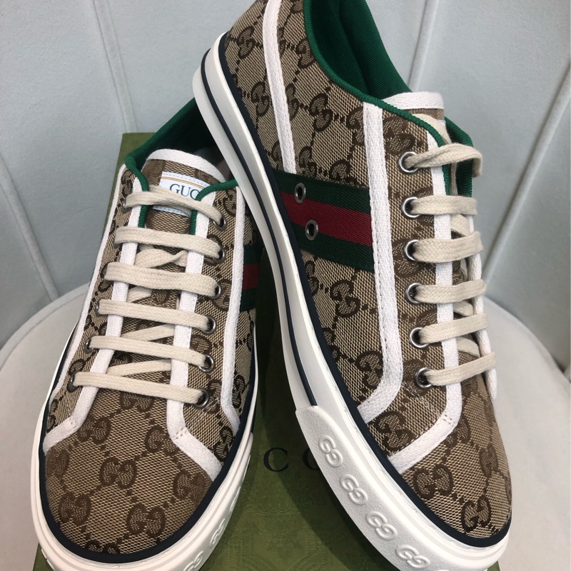 （領券立減！）Gucci 老花1977經典款男裝休閒鞋 7.5 碼 XB897-0