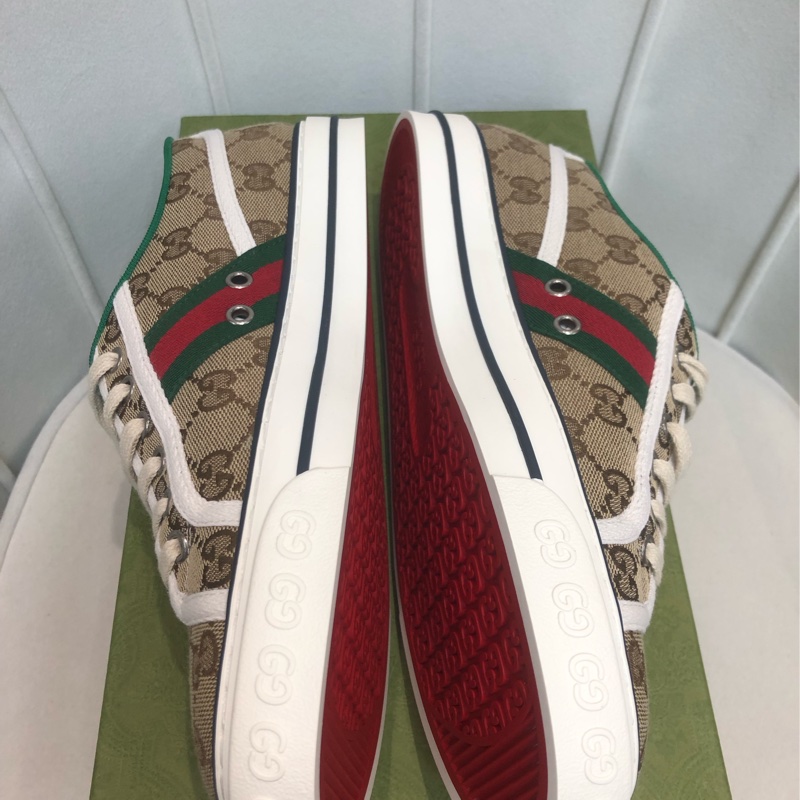 （領券立減！）Gucci 老花1977經典款男裝休閒鞋 7.5 碼 XB897-5