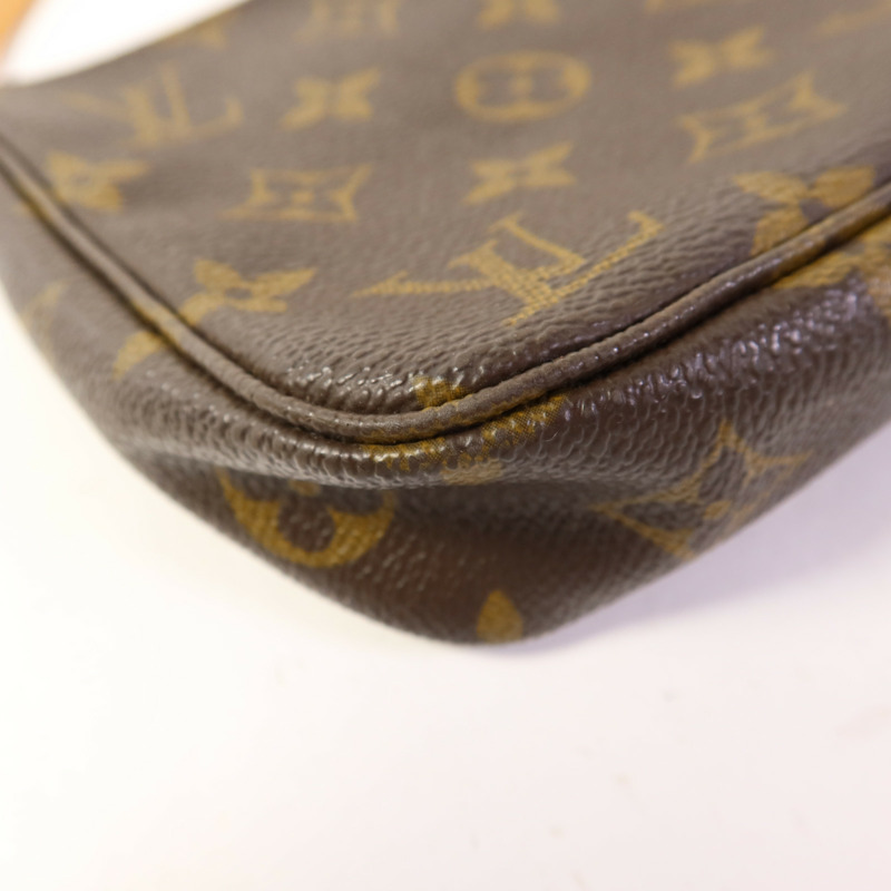 LOUIS VUITTON Monogram Pochette Accessoires金扣手挽袋棕色-12