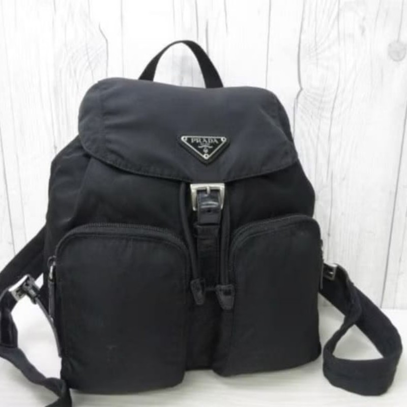 【LA LUNE】絕版古董品 Prada黑色銀標尼龍雙肩包 後背包 背囊 中古包 二手包-0