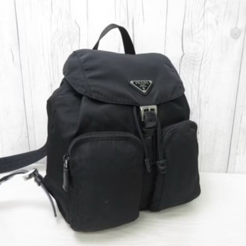 【LA LUNE】絕版古董品 Prada黑色銀標尼龍雙肩包 後背包 背囊 中古包 二手包-1