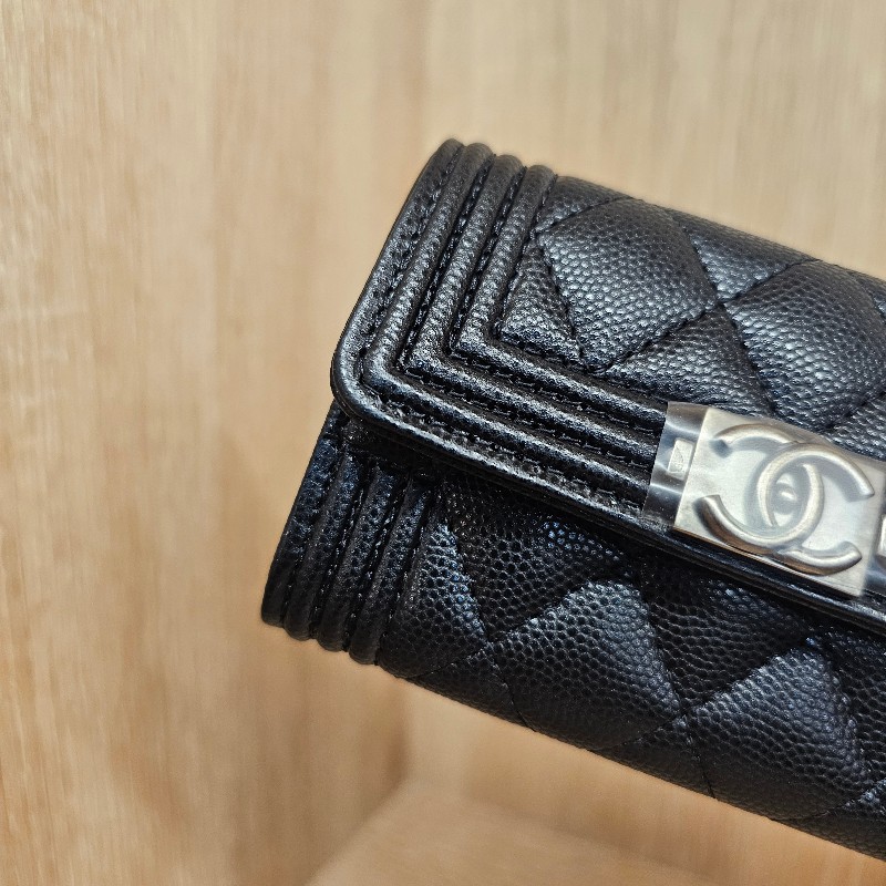 [品項極新❣️] Chanel黑荔枝皮霧銀釦Boy零錢卡包-2