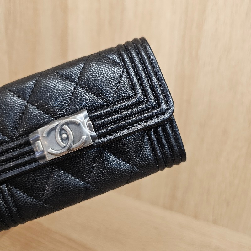 [品項極新❣️] Chanel黑荔枝皮霧銀釦Boy零錢卡包-5