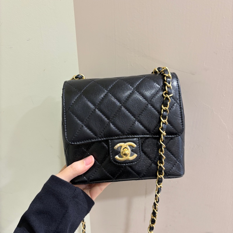Chanel 黑山羊皮22k金釦方胖-0