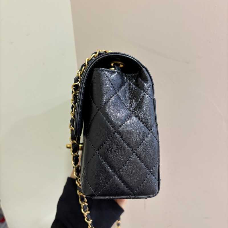 Chanel 黑山羊皮22k金釦方胖-1