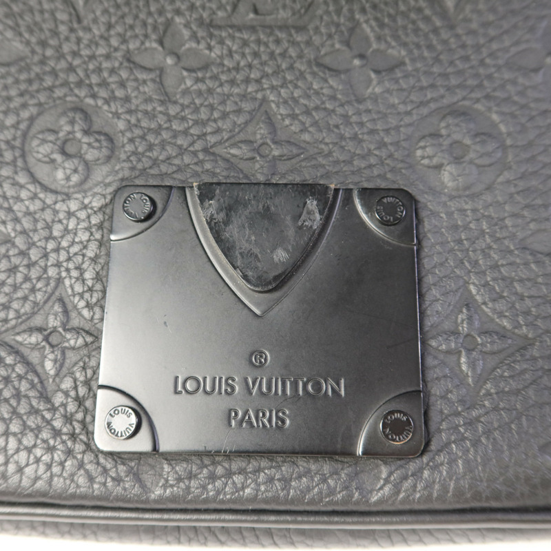 LOUIS VUITTON Taurillon Monogram S Lock Sling肩背袋-8