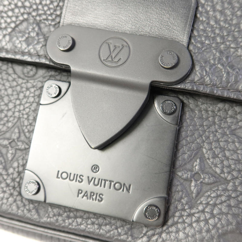 LOUIS VUITTON Taurillon Monogram S Lock Sling肩背袋-9