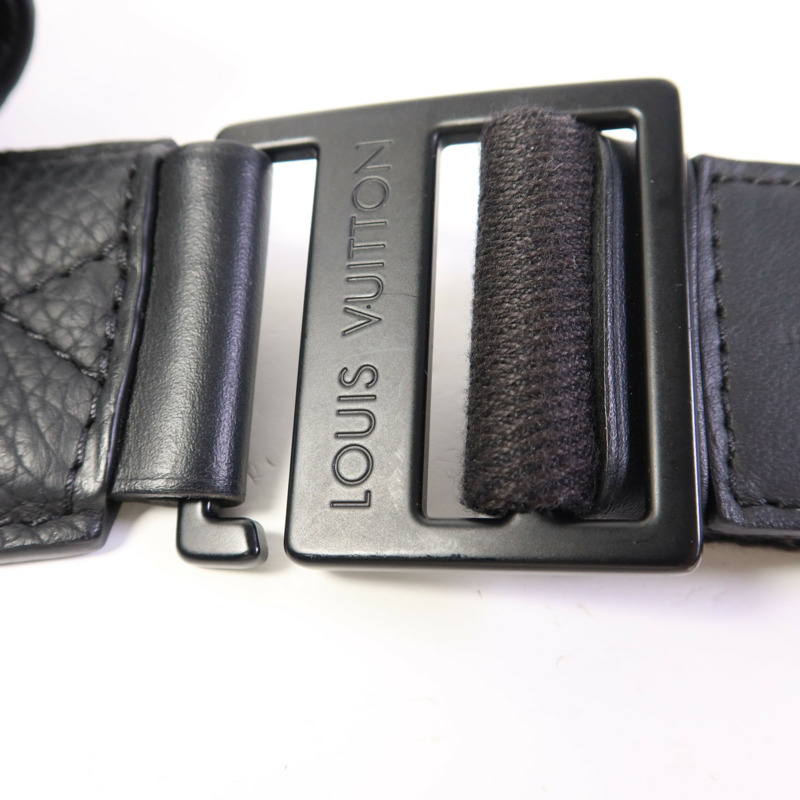 LOUIS VUITTON Taurillon Monogram S Lock Sling肩背袋-10