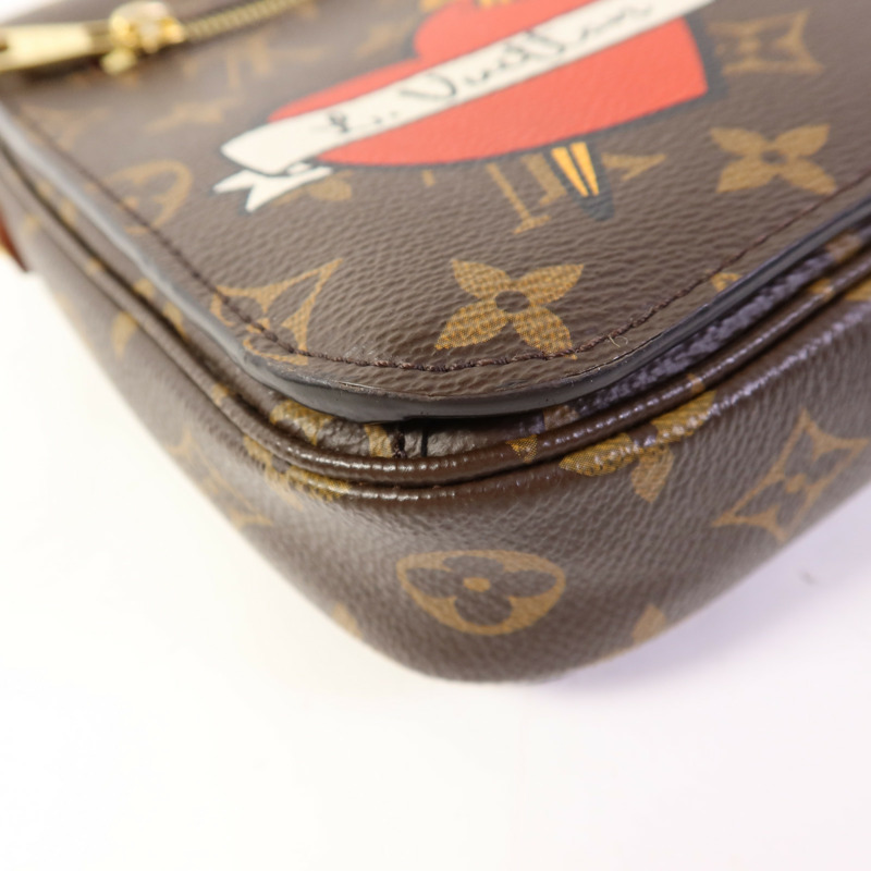LOUIS VUITTON Monogram Patches Pochette Metis金扣手挽肩背兩用袋棕色-15