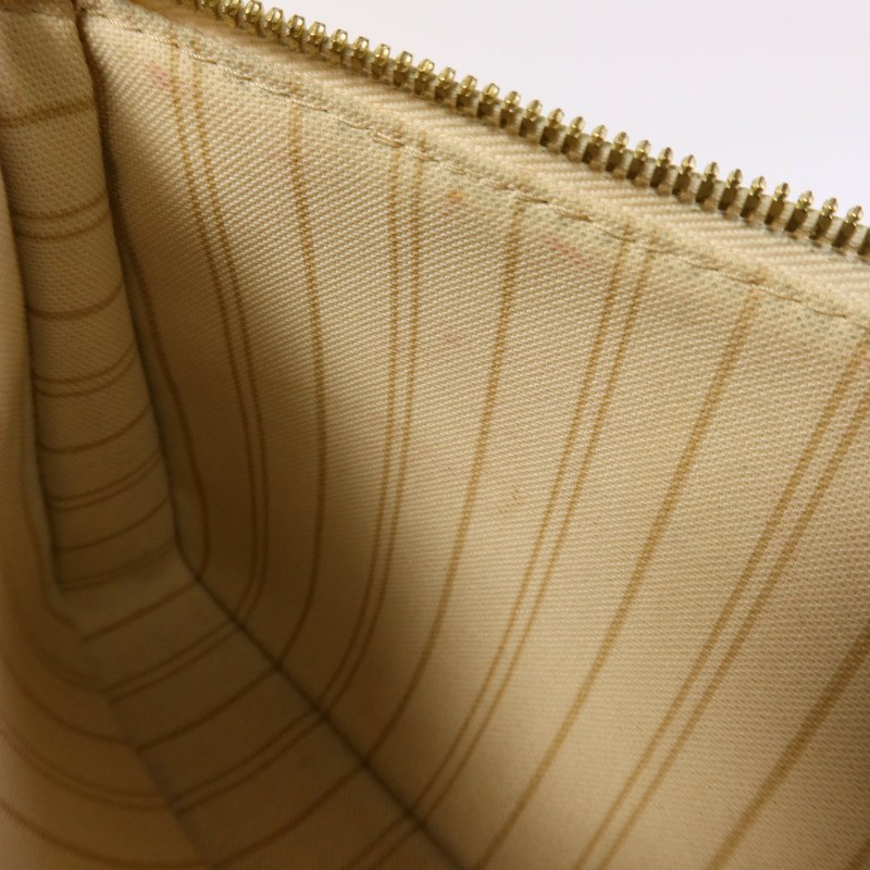 LOUIS VUITTON Monogram Empreinte Easy Pouch On Strap金扣手挽肩背兩用袋-14