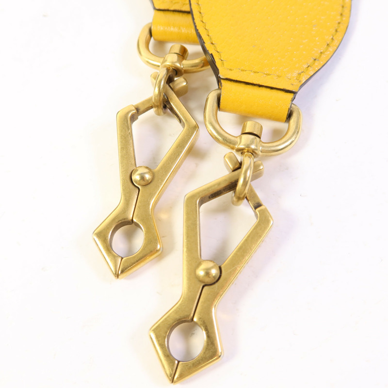 GUCCI 塗層帆布GG Supreme Messenger金扣肩背袋-12