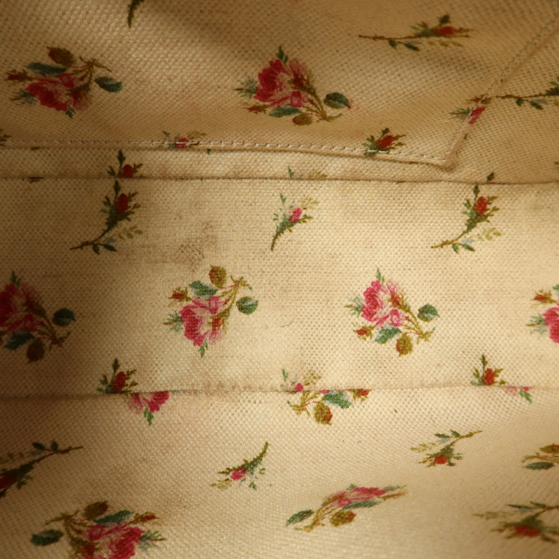 GUCCI 塗層帆布GG Supreme Messenger金扣肩背袋-17