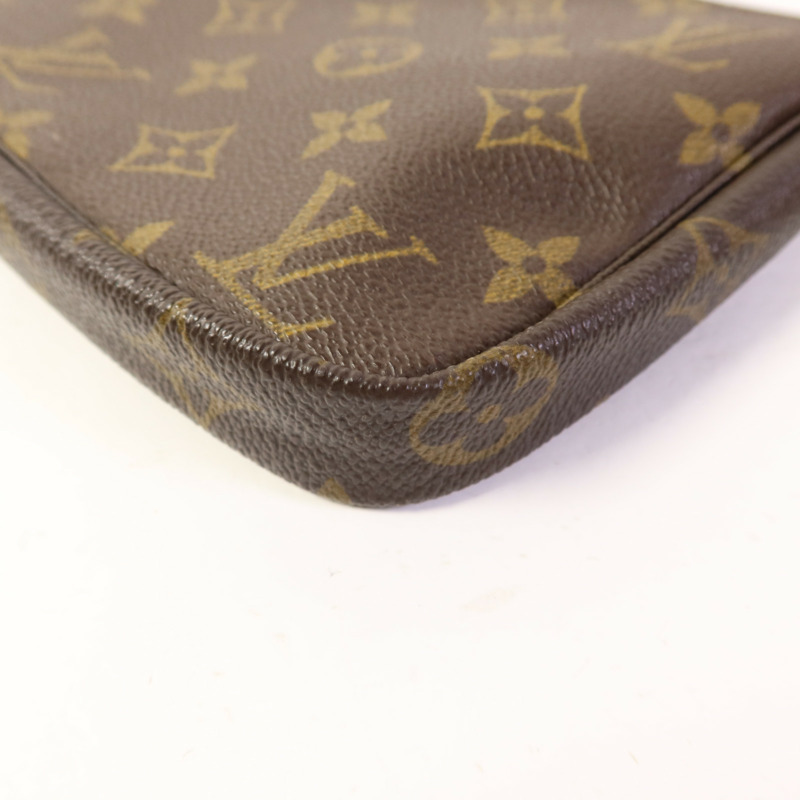 LOUIS VUITTON Monogram Pochette Accessoires金扣手挽袋棕色-11