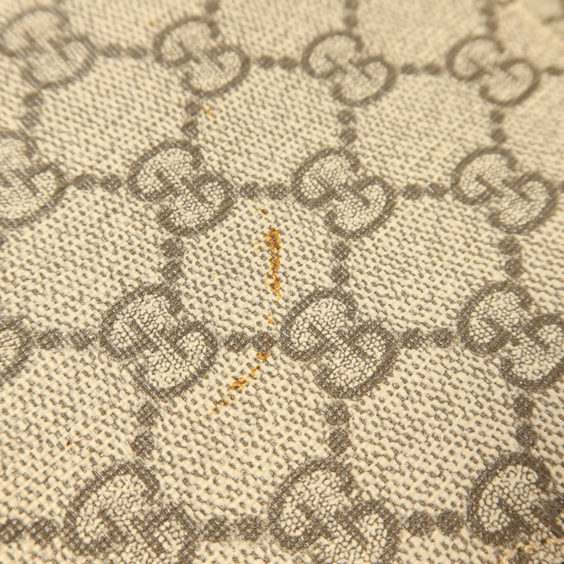 GUCCI 塗層帆布GG Messenger Bag金扣肩背袋-17