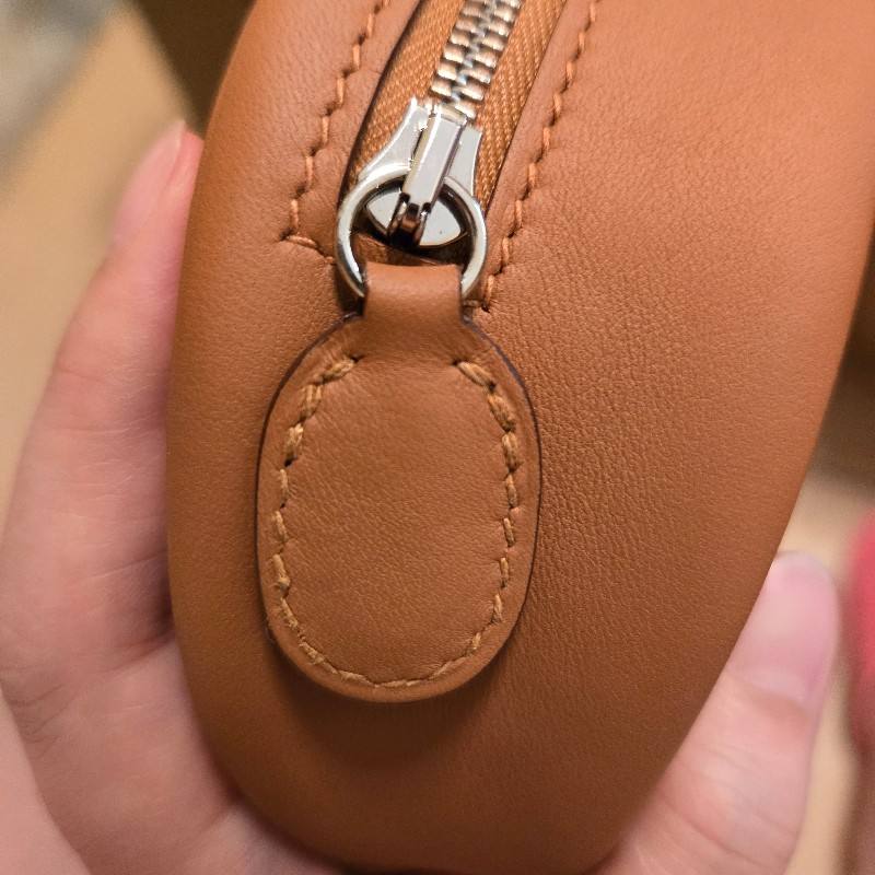 Hermes in the loop belt bag-10